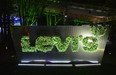 Levi’s® comemora crescimento e apresenta nova coleção