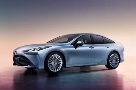 Toyota avança para o futuro da mobilidade a hidrogénio com segunda geração do Mirai