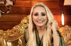 Clau Felippe: apresentadora do programa Na Ativa e o seu poder de influenciar com muito estilo