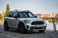 Novo MINI Countryman “SUV” híbrido chega a SC e ganha 2 dias de test drive em Florianópolis