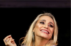 Clau Felippe: apresentadora do programa Na Ativa e o seu poder de influenciar com muito estilo