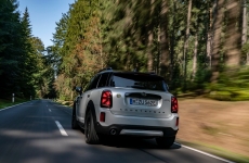 Novo MINI Countryman “SUV” híbrido chega a SC e ganha 2 dias de test drive em Florianópolis