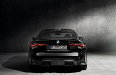 BMW apresenta versão exclusiva do novo BMW M4 Competition Coupé em parceria com a marca Kith
